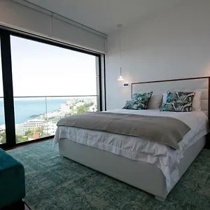 Apartamento Spacious Luxury With A Great View, Funchal, Free Wifi And Parking, Funchal (Madeira)