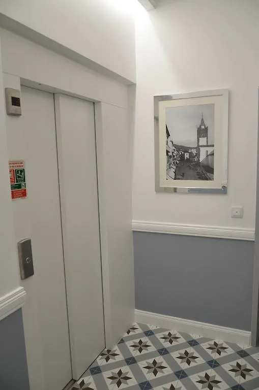 Quarto em Acomodações Particulares Edifício Charles 203 Apartamento Funchal